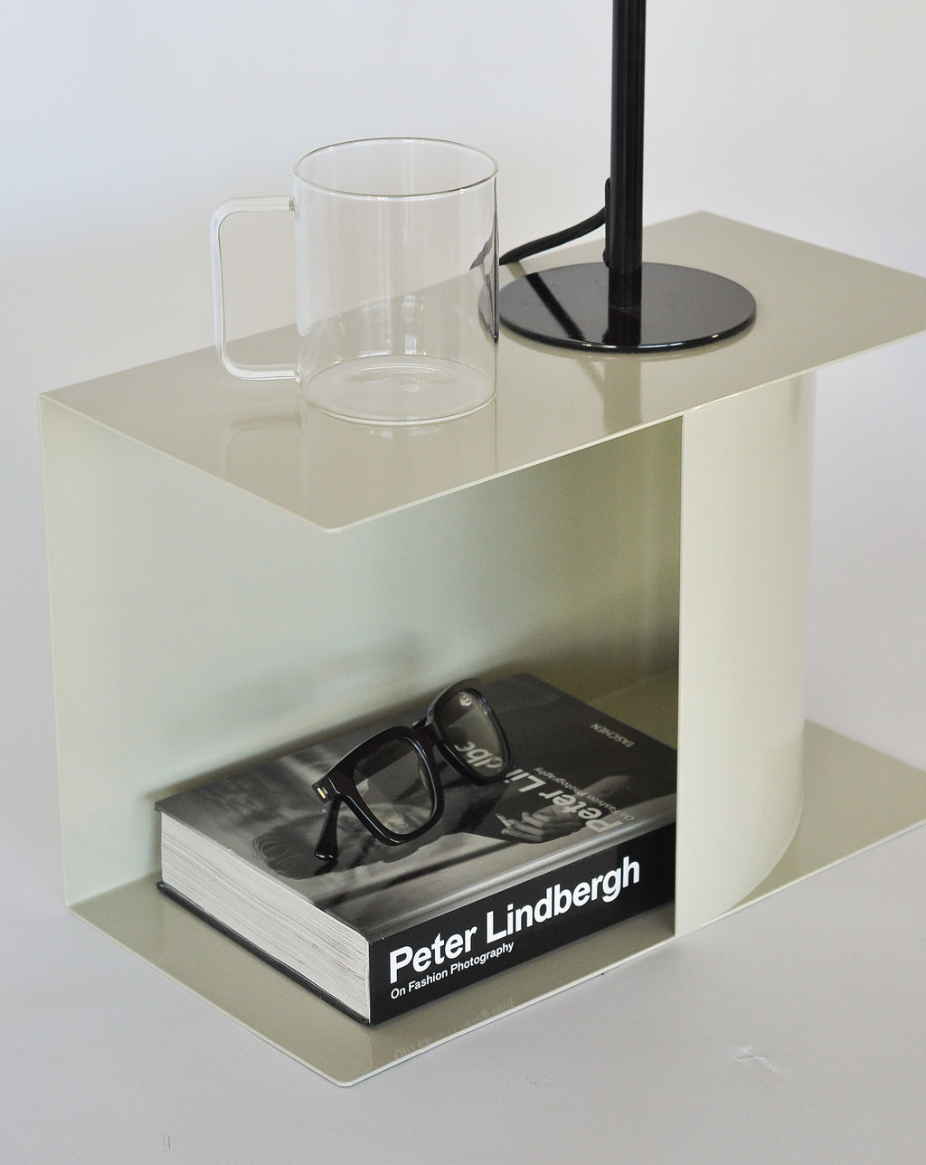 set M06 x2 — mesas de luz