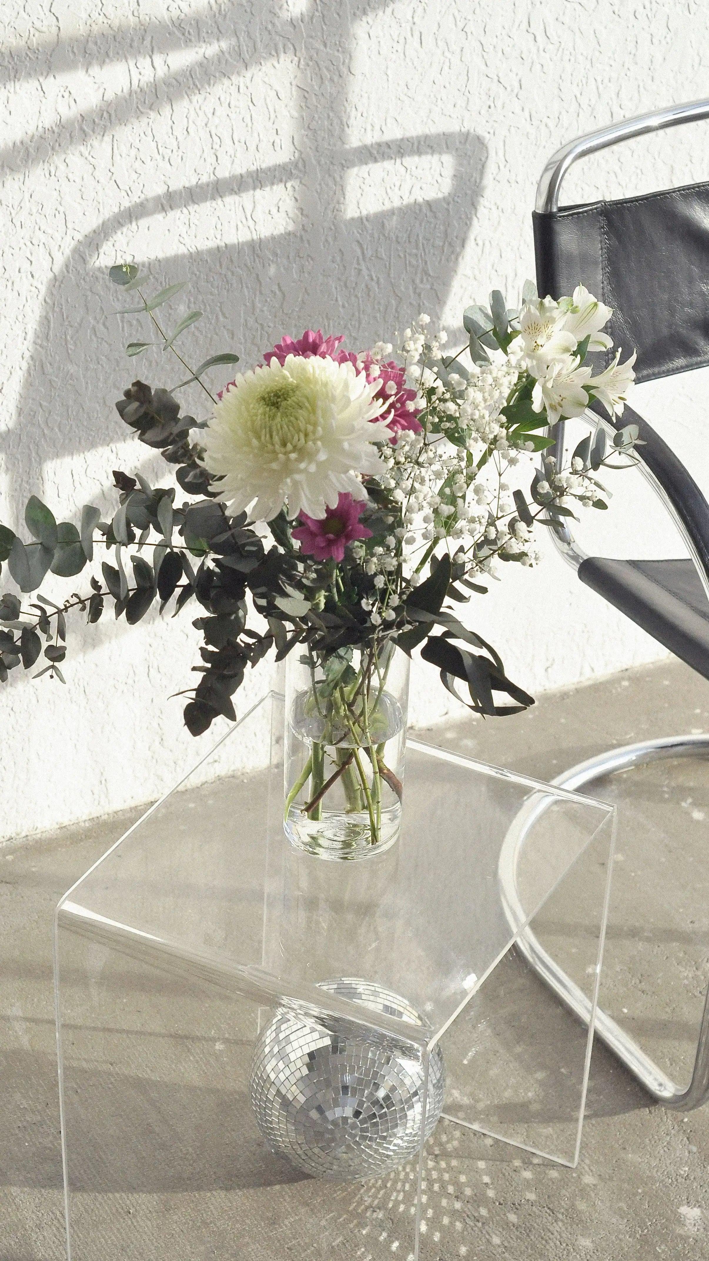 A04 — mesa auxiliar