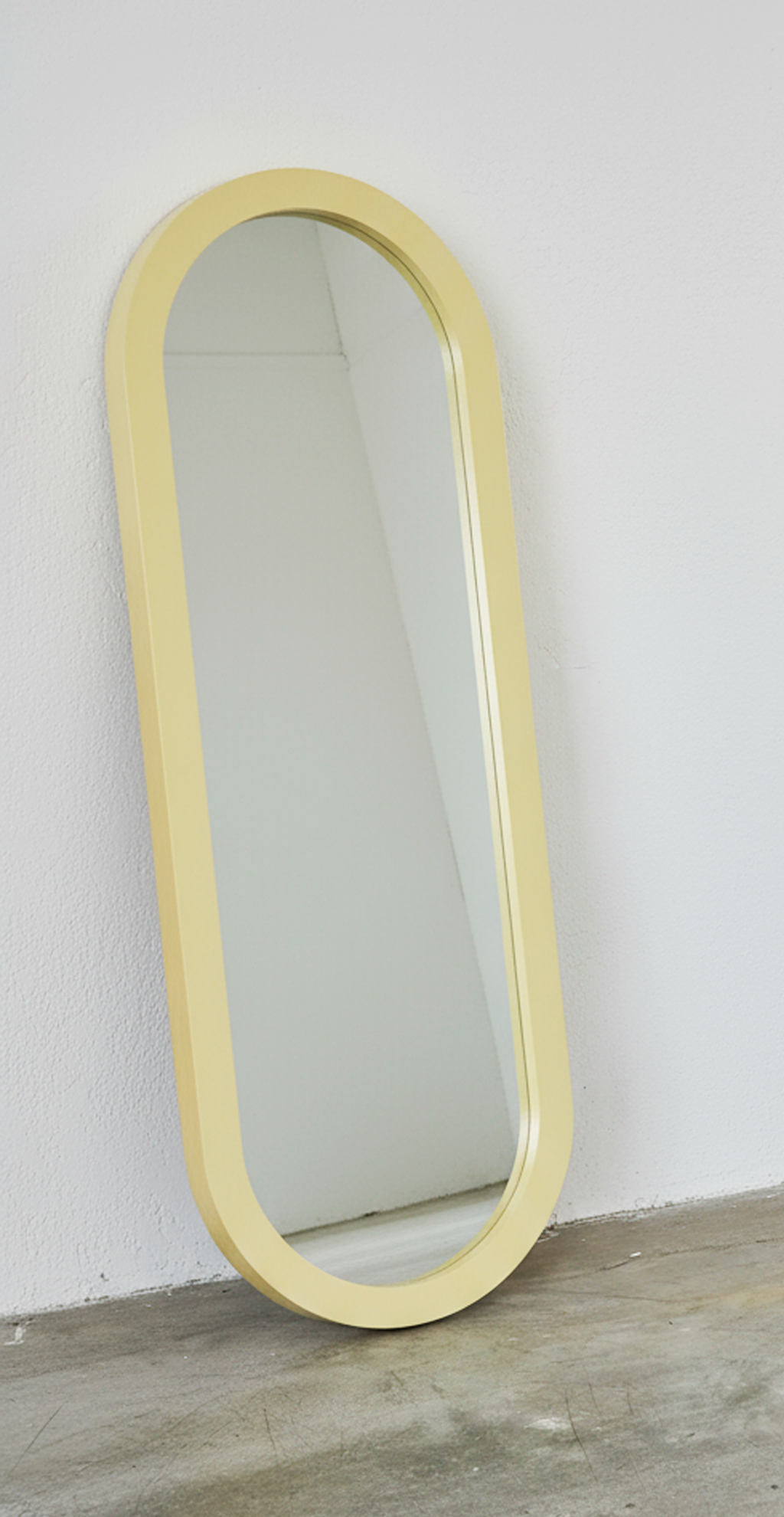 E02 — espejo ovalado