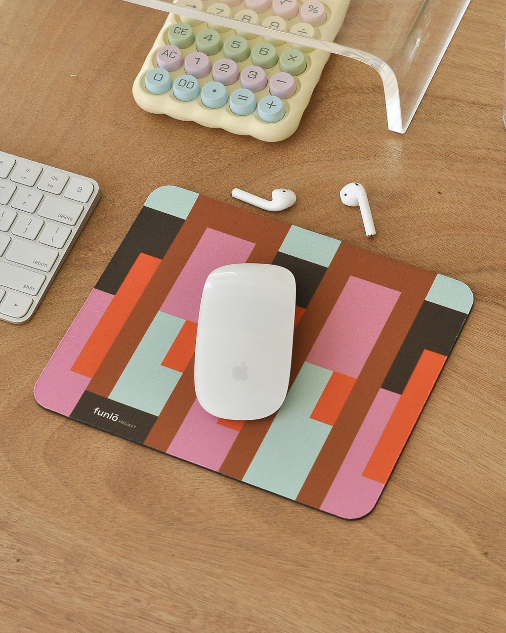 T05 — mousepad vol. 3
