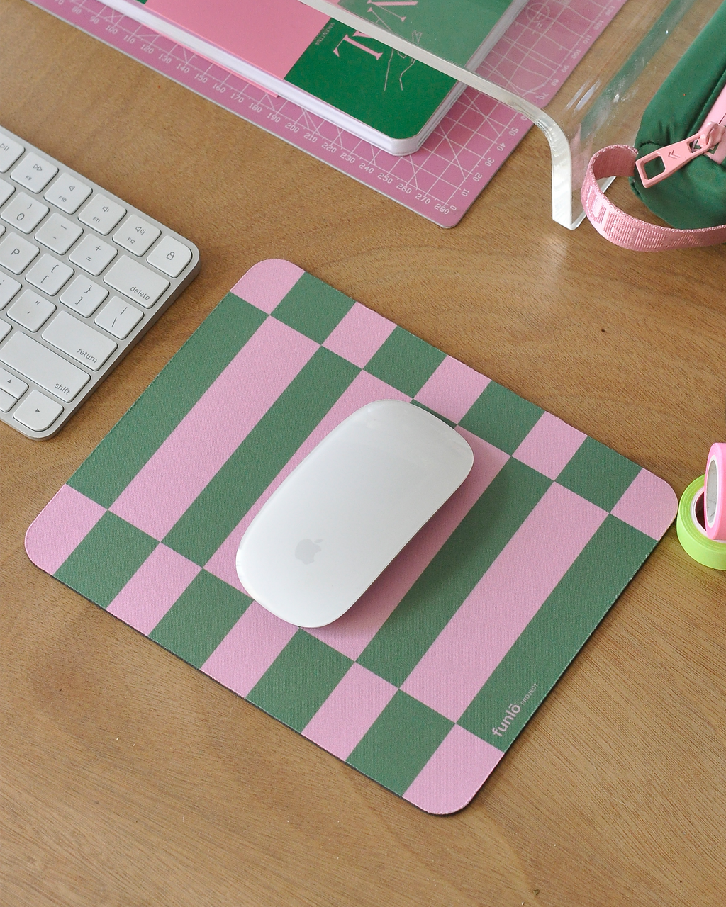 T05 — mousepad vol. 3