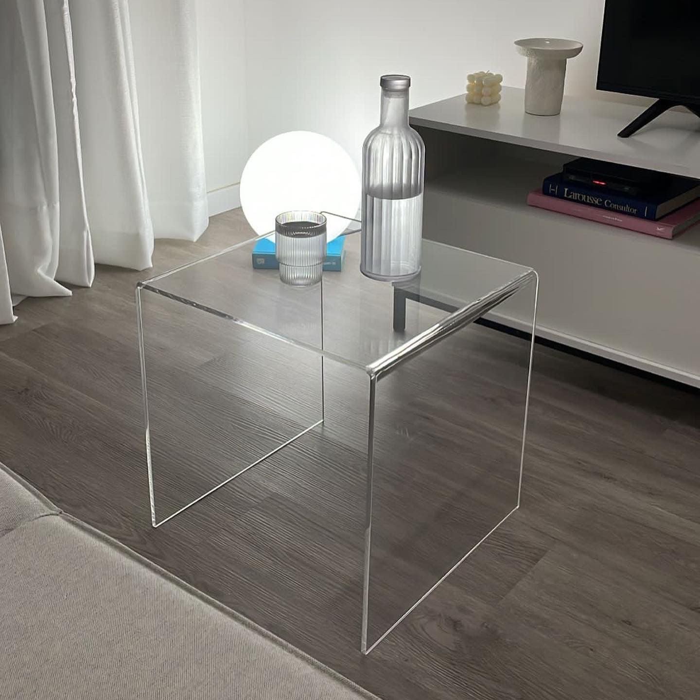 A04 — mesa auxiliar