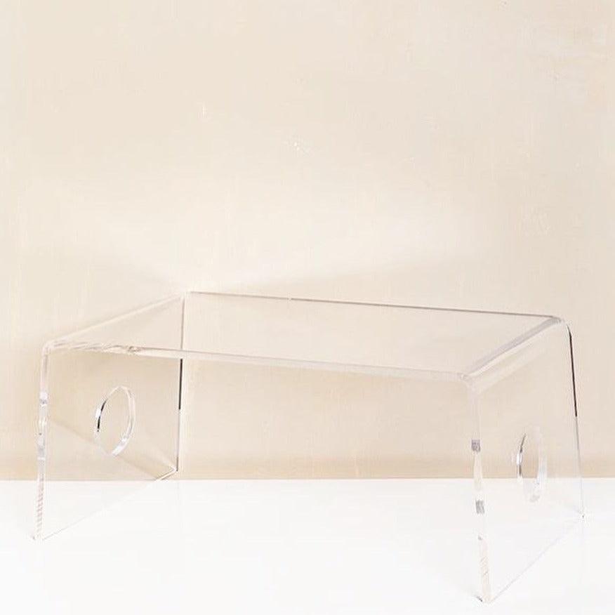 A06 — soporte home office